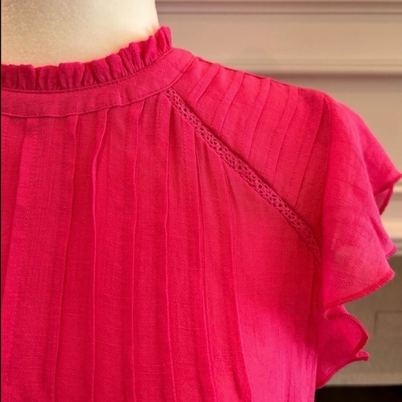 💐 Nanette Lepore Fuchsia Flutter Sleeve Blouse NWT - Picture 4 of 10